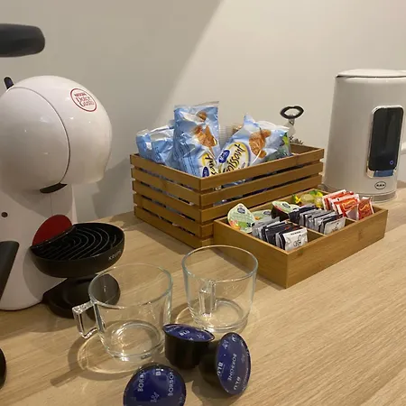 Amare House * باري